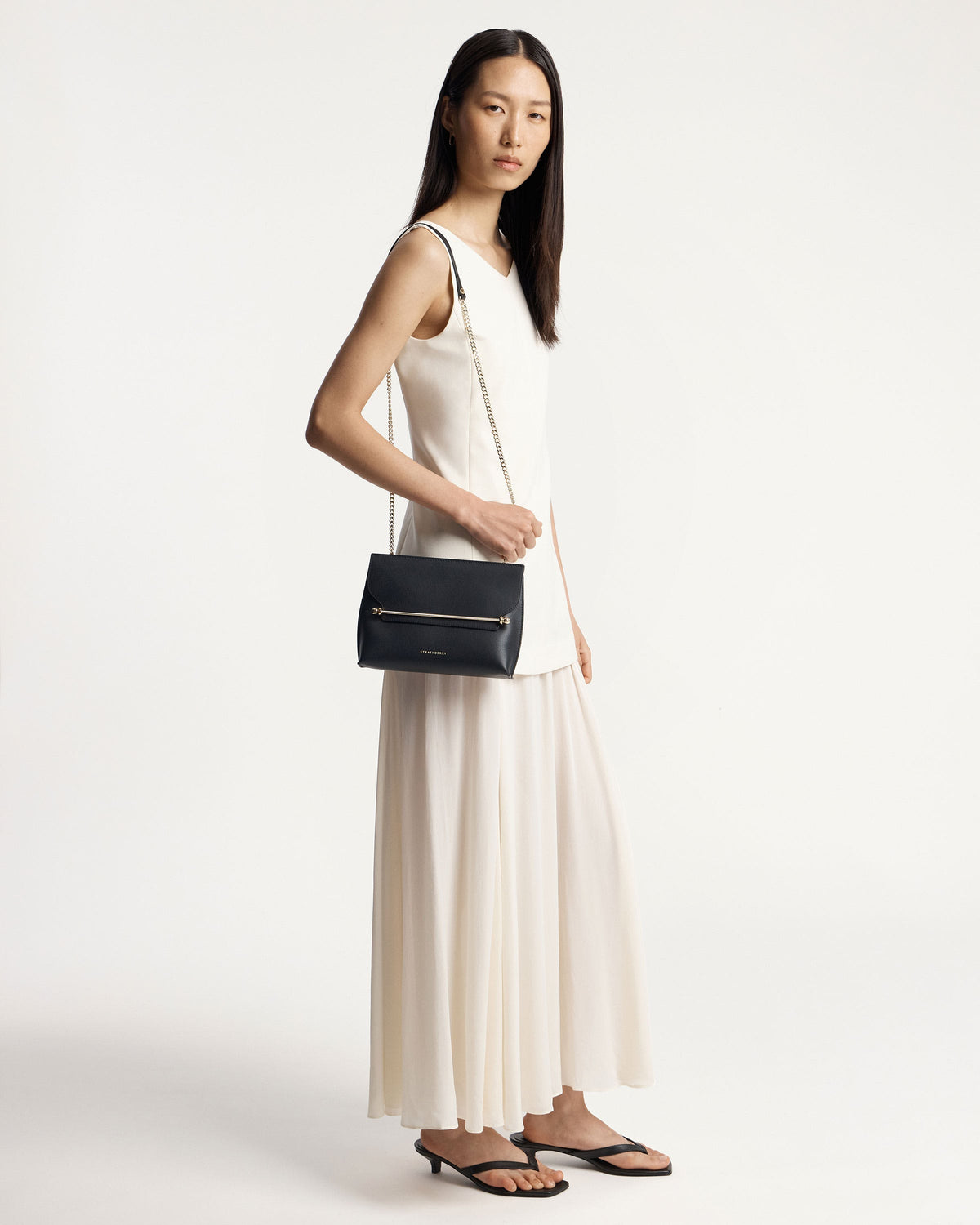 Stylist - Black - View 7