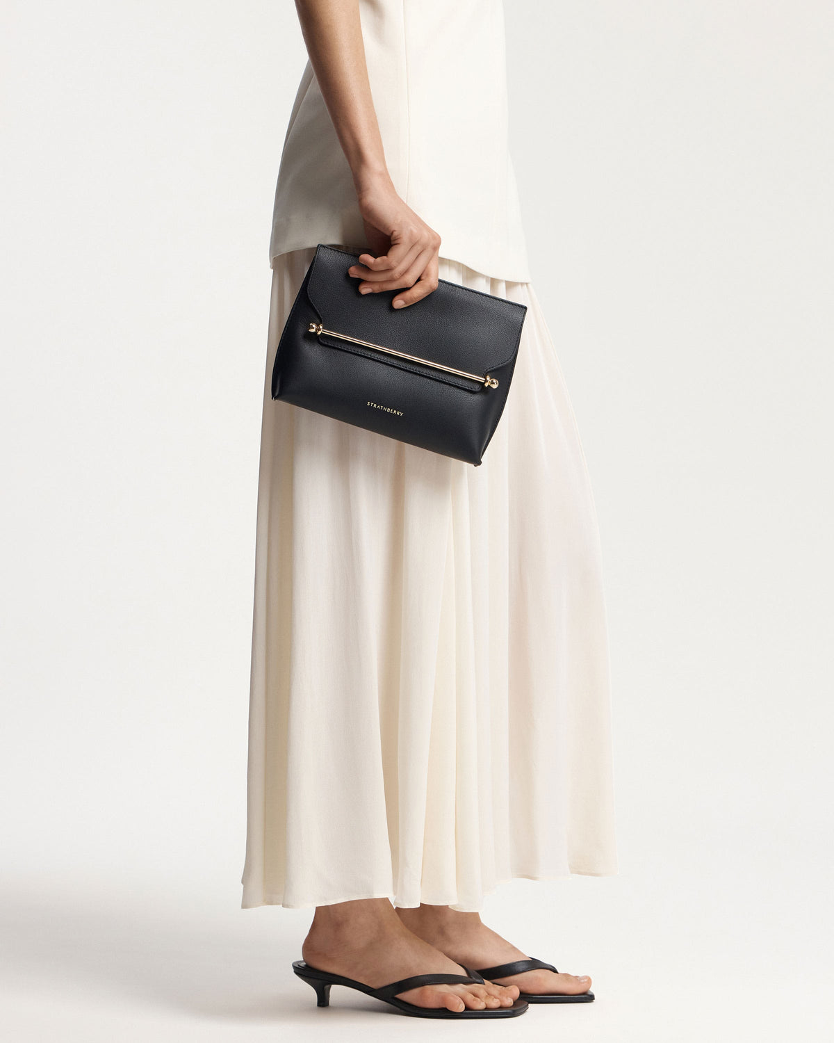 Stylist - Black - View 9