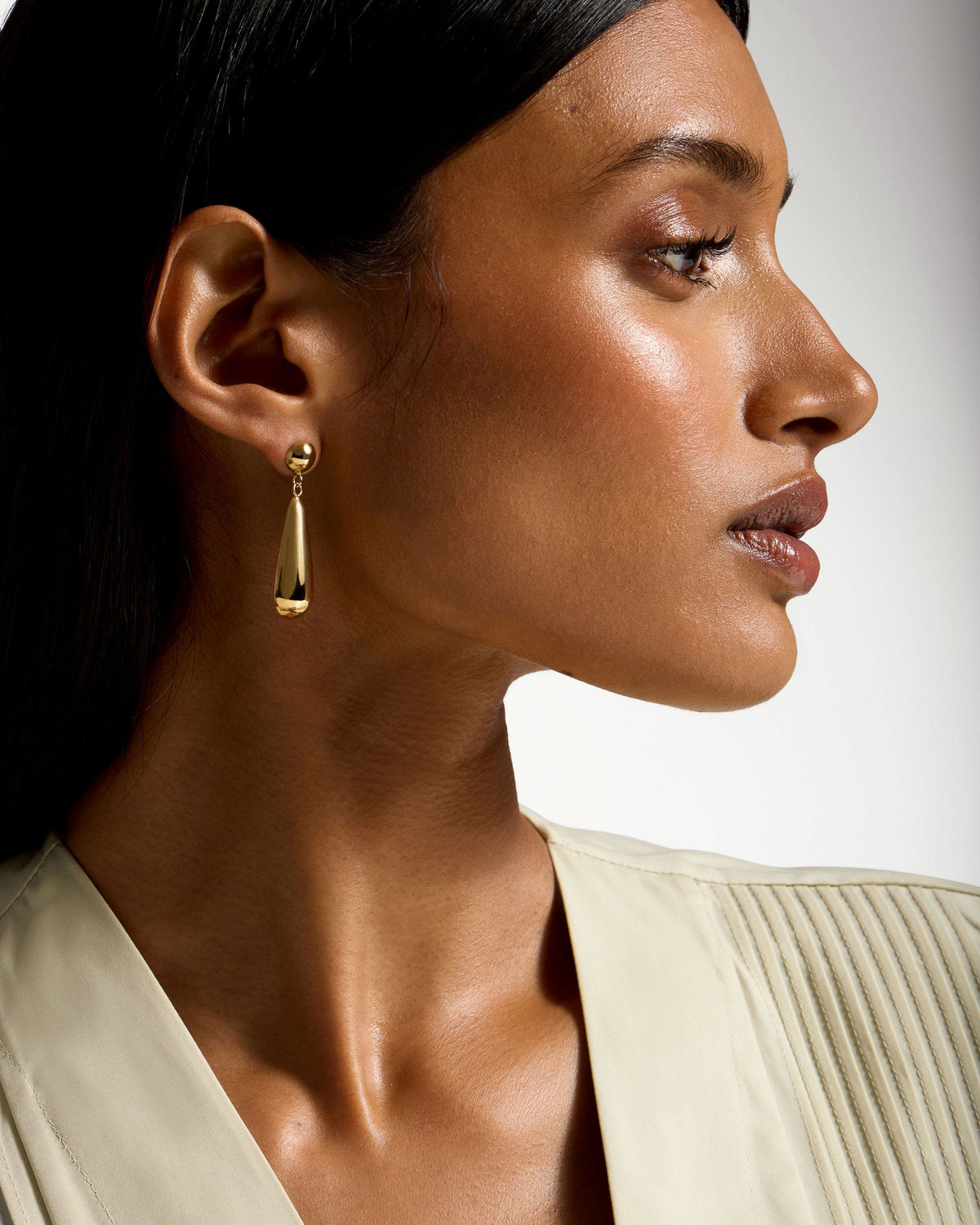 Jasmine Earrings - 24 Carat Gold Gilded - View 3