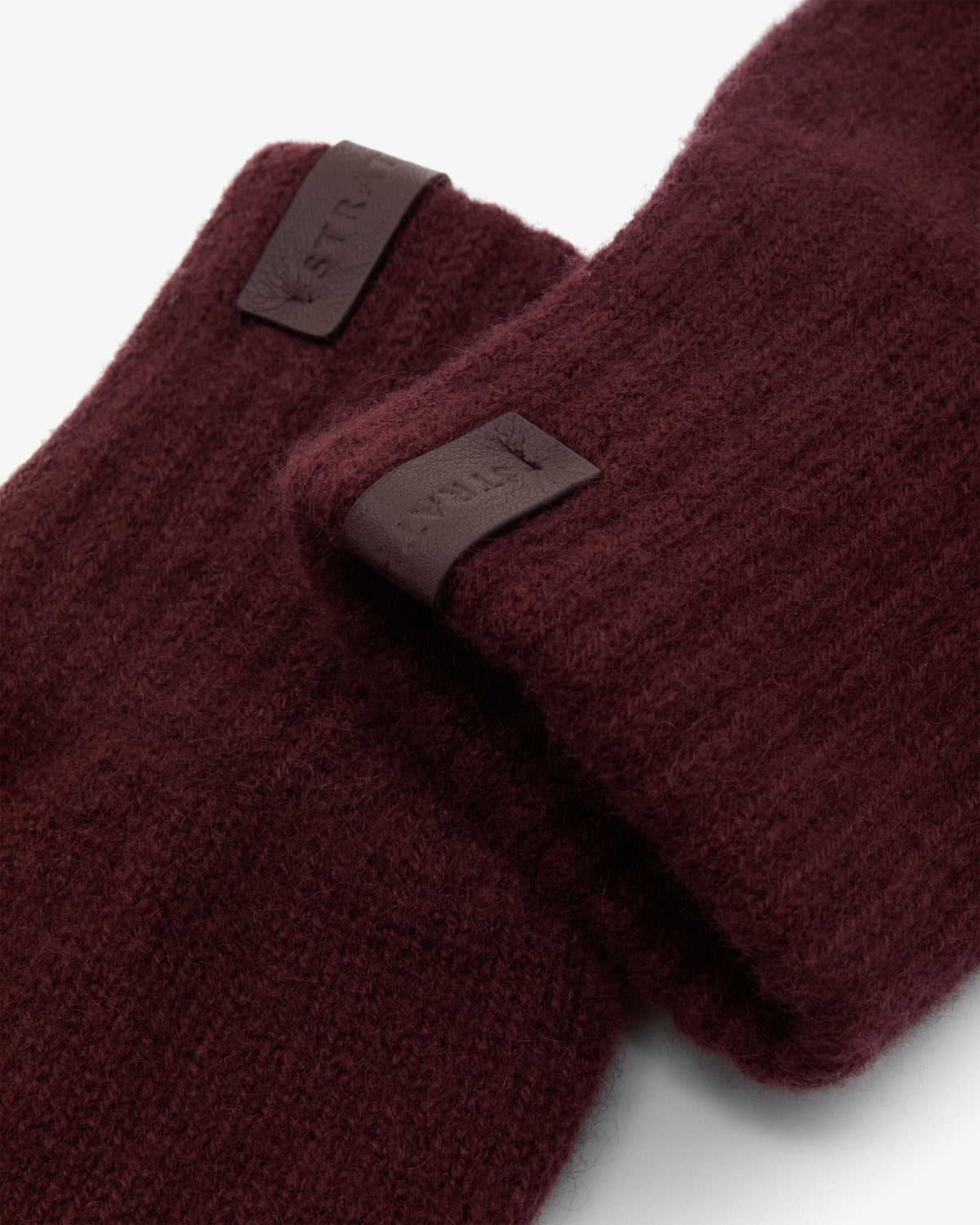 Westray Cashmere Gloves - Burgundy - View 3