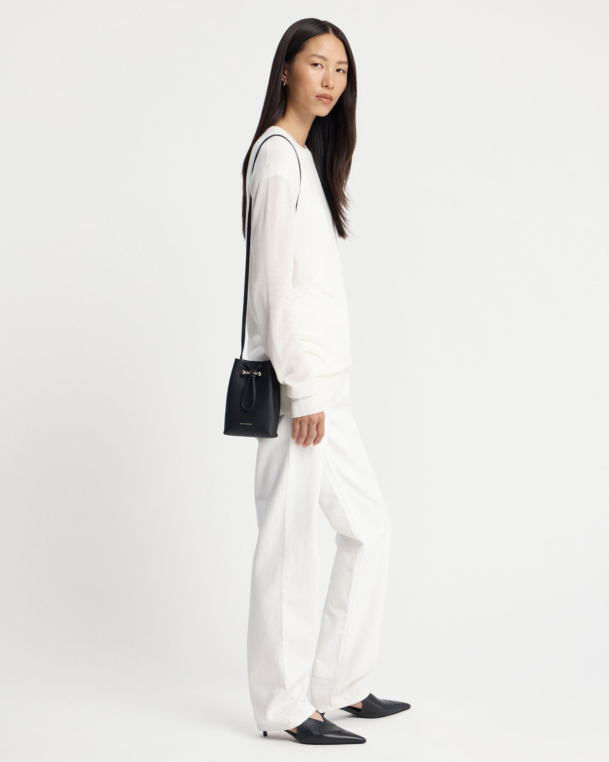 Osette Midi Pouch - Black - View 7