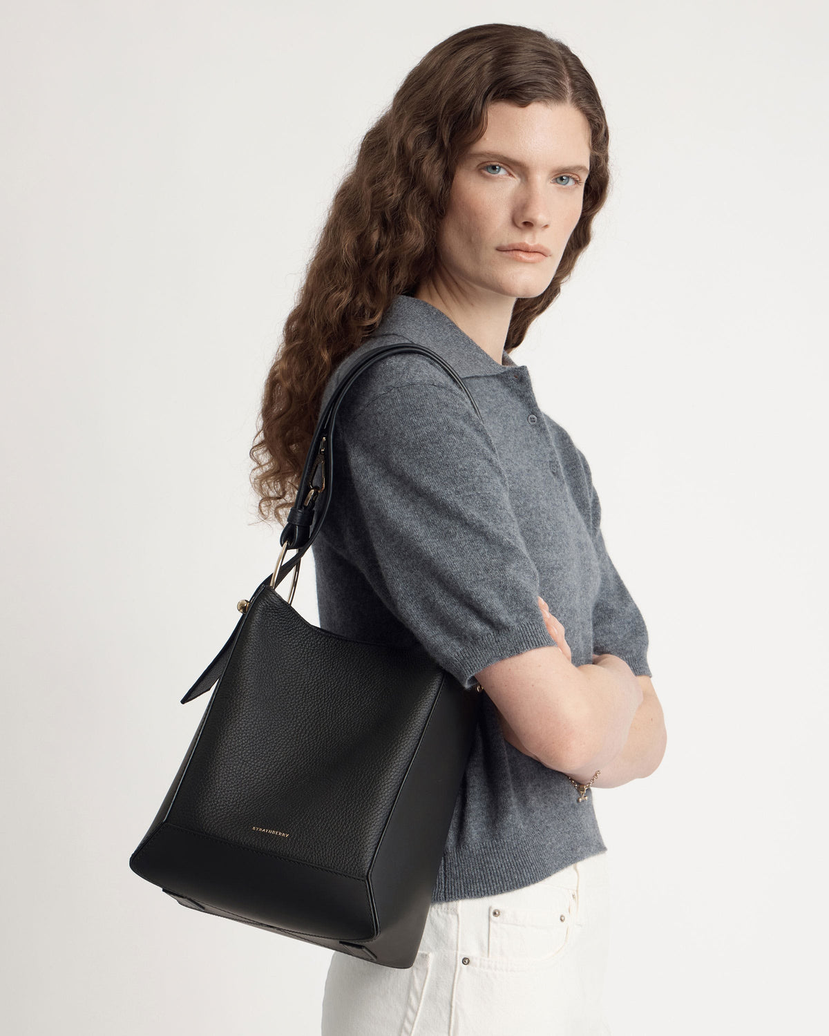 Lana Midi Bucket Bag - Black - View 9