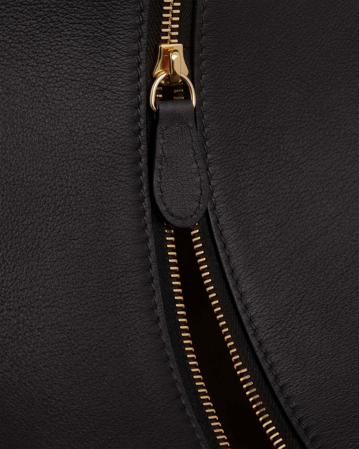 Crescent Moon - Black - View 6