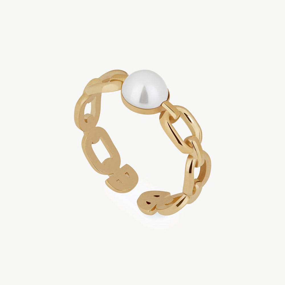 22 carat gold-gilded link ring featuring a single round white pearl.